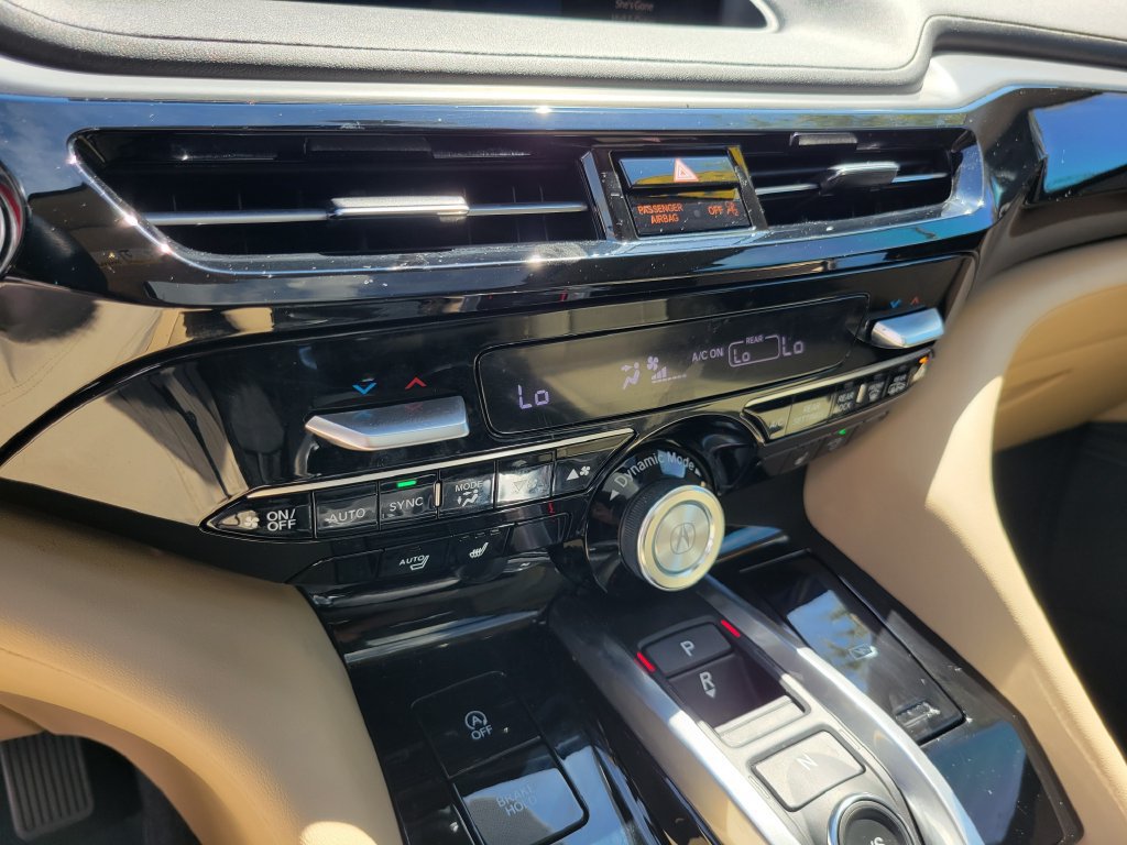 Certified 2023 Acura MDX w/ Technology Package FWD image 32