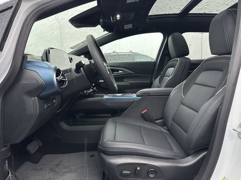 New 2026 Chevrolet Equinox EV LT image 10