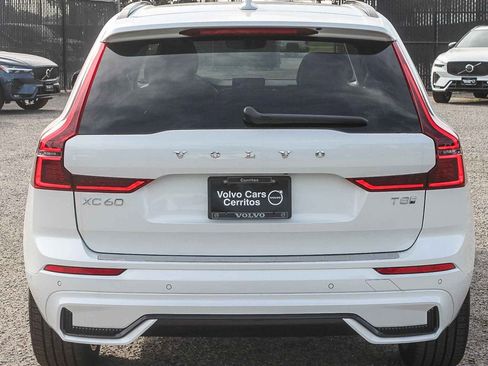 New 2026 Volvo XC60 T8 Ultra w/ Protection Package Premier AWD/4WD image 7