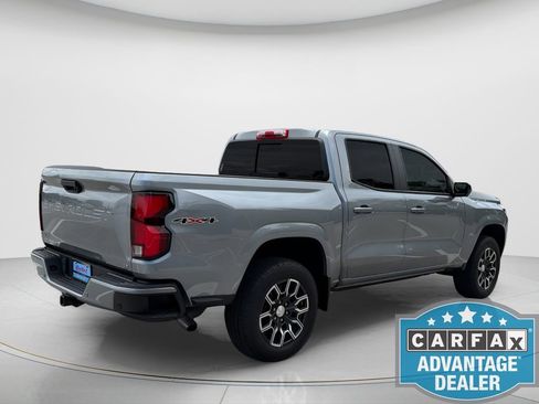 Used 2024 Chevrolet Colorado LT w/ LT Convenience Package III AWD/4WD image 6