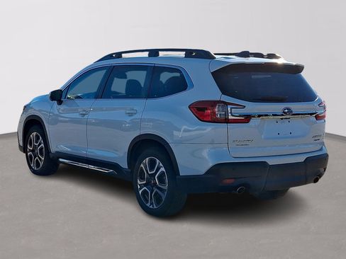 Used 2023 Subaru Ascent Limited w/ Technology Package image 4