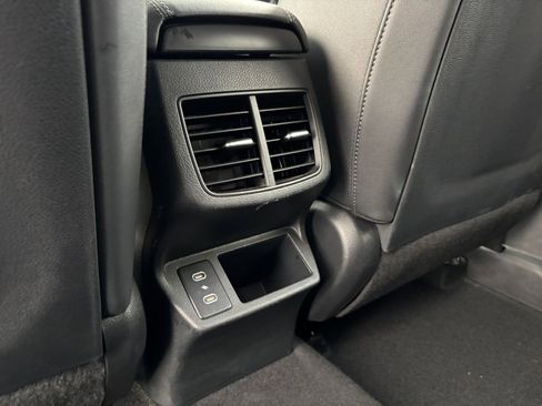 Used 2025 Kia Seltos S image 23