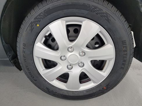 Used 2023 Nissan Kicks S FWD image 11