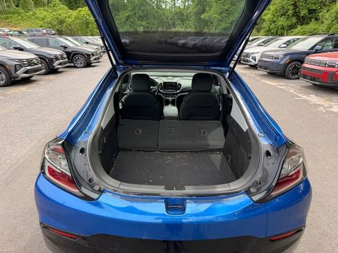 Used 2017 Chevrolet Volt LT w/ Comfort Package FWD image 30