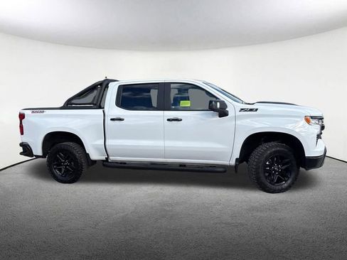 Used 2025 Chevrolet Silverado 1500 LT Trail Boss w/ LT Trail Boss Premium Package AWD/4WD image 13