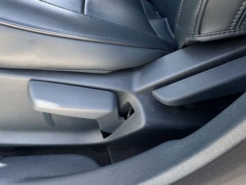 Used 2025 Ford Maverick XLT FWD image 27