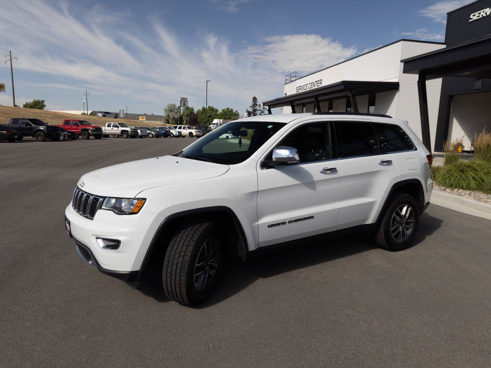 Used 2019 Jeep Grand Cherokee Limited AWD/4WD image 5