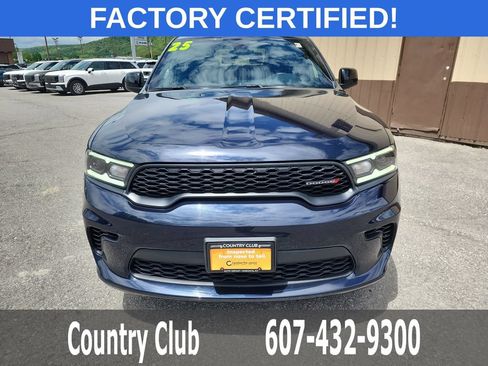 Used 2025 Dodge Durango GT AWD/4WD image 3
