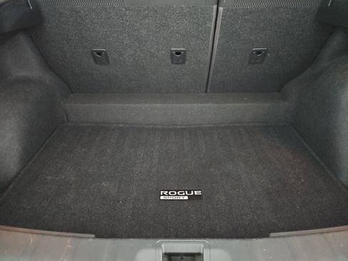 Used 2018 Nissan Rogue Sport S w/ S Appearance Package AWD/4WD image 33