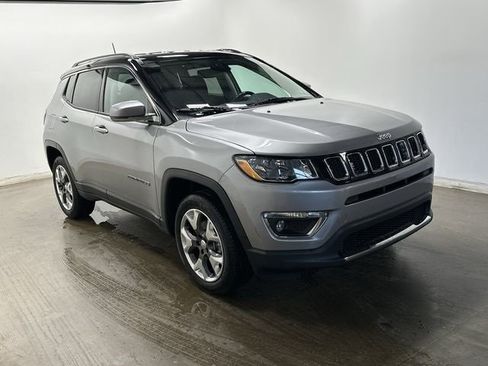 Used 2020 Jeep Compass Limited w/ Safety & Security Group image 31