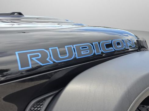 Used 2024 Jeep Wrangler Unlimited Rubicon 4xe AWD/4WD image 16