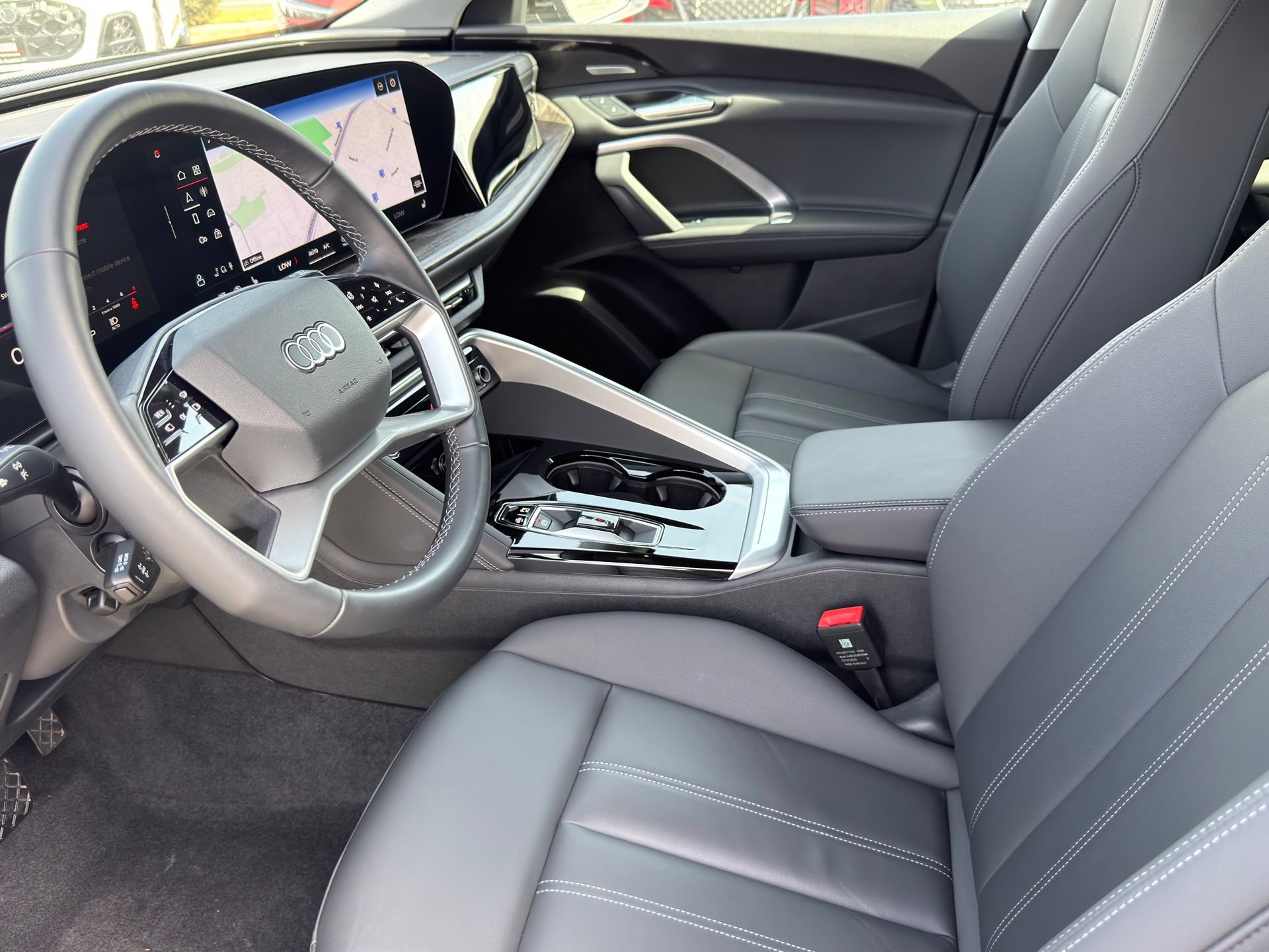 Used 2025 Audi Q5 Premium w/ Premium Plus AWD/4WD image 10