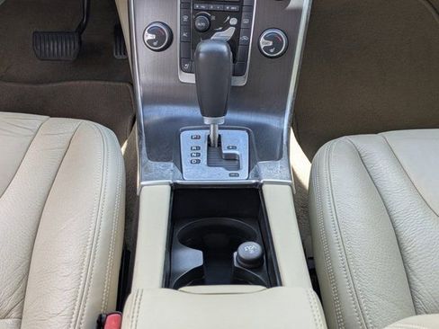 Used 2012 Volvo S60 T5 FWD image 18