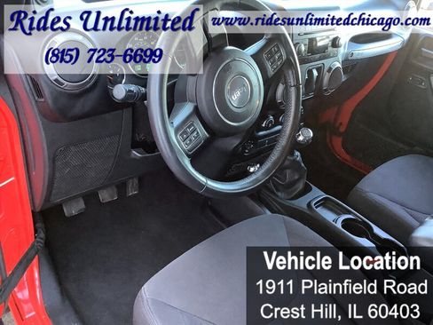 Used 2013 Jeep Wrangler Sport AWD/4WD image 13