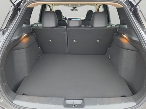 New 2026 Nissan Kicks SR w/ Cold Weather Package AWD/4WD image 8