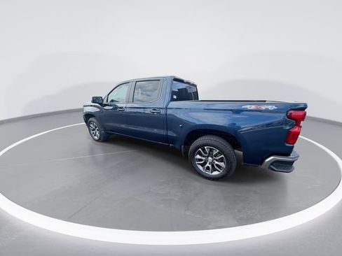 Used 2023 Chevrolet Silverado 1500 LT AWD/4WD image 6