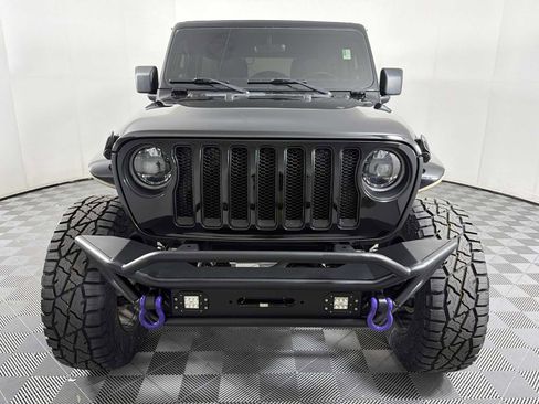 Used 2022 Jeep Wrangler Unlimited Sahara w/ Cold Weather Group image 3