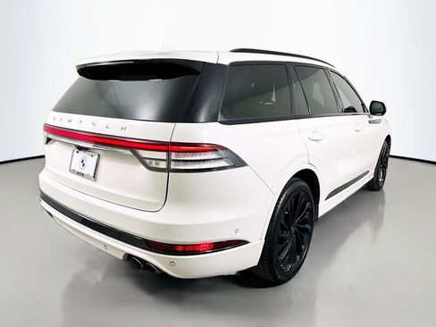 Used 2022 Lincoln Aviator Reserve w/ Equipment Group 201A image 5