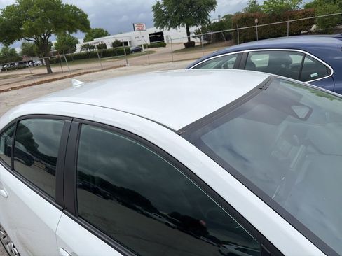 Used 2024 Toyota Corolla LE image 5