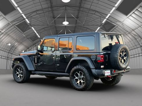 Used 2018 Jeep Wrangler Unlimited Rubicon w/ Steel Bumper Group AWD/4WD image 5