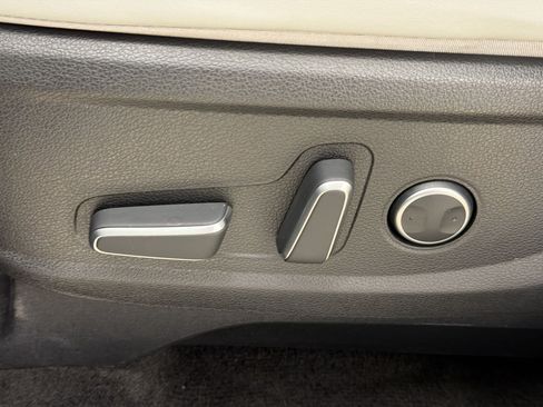 Used 2024 Hyundai Palisade SEL FWD image 16