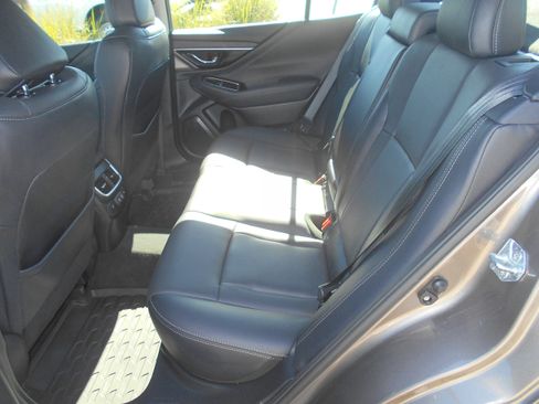 Used 2022 Subaru Legacy Limited image 9