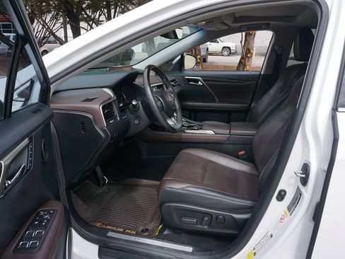 Used 2017 Lexus RX 350 FWD w/ Premium Package image 2