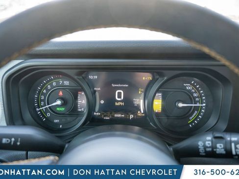 Used 2024 Jeep Wrangler Unlimited image 7