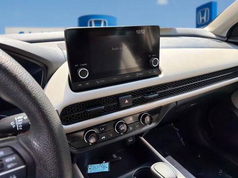 Used 2023 Honda HR-V LX image 22