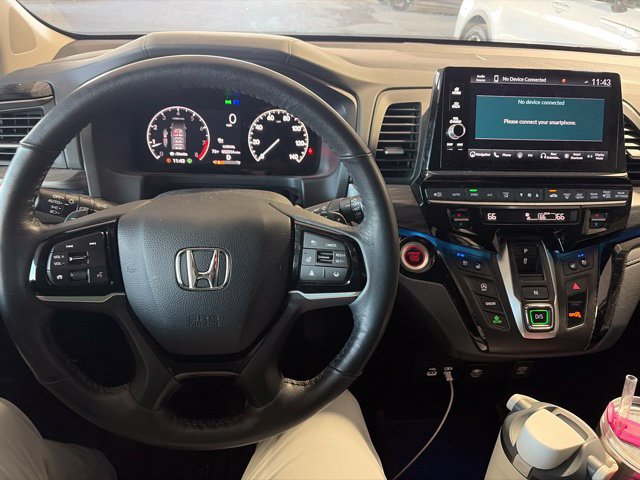 Used 2025 Honda Odyssey Elite image 5