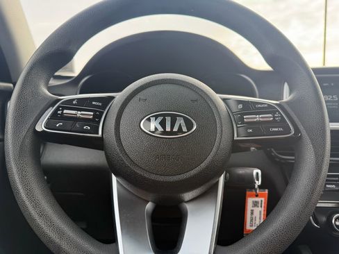 Used 2019 Kia Optima LX image 16