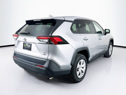 Used 2025 Toyota RAV4 LE image 9