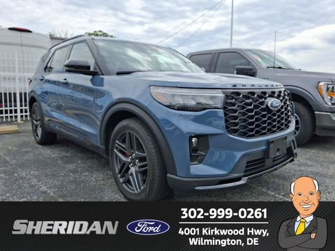 Used 2025 Ford Explorer ST w/ Sun And Sound Package AWD/4WD image 1