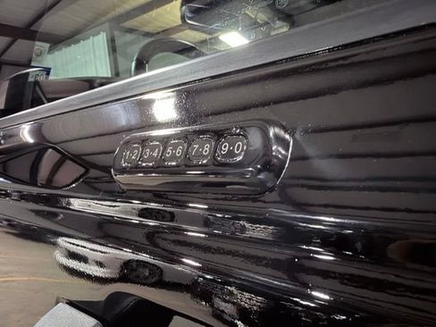 Used 2023 Ford Bronco Wildtrak AWD/4WD image 42