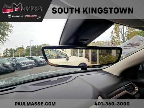 Used 2023 GMC Acadia Denali w/ Denali Ultimate Package AWD/4WD image 11
