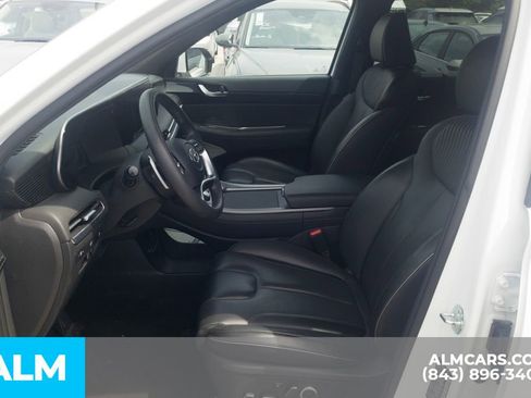Used 2023 Hyundai Palisade Calligraphy image 6