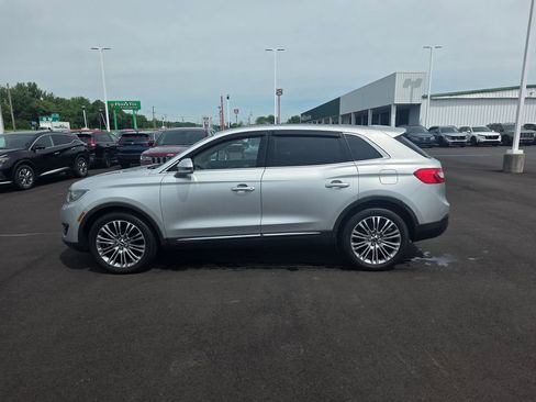 Used 2016 Lincoln MKX Reserve w/ Climate Package AWD/4WD image 6