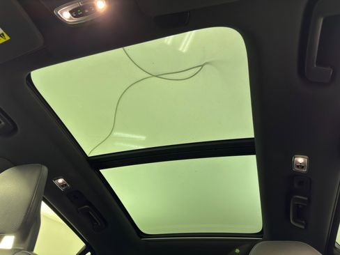 Used 2020 Volvo XC90 T6 Momentum image 11