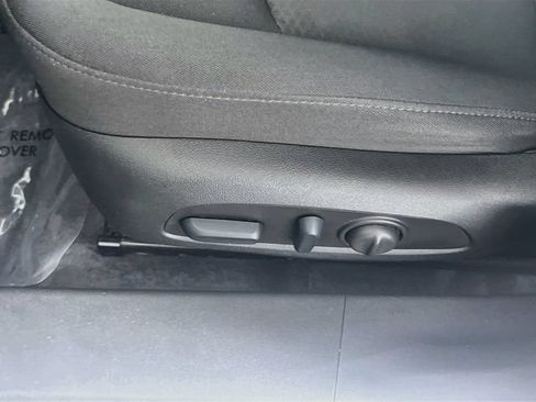 Used 2025 Chevrolet Malibu LT FWD image 16