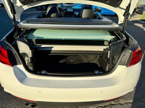 Used 2018 BMW 430i xDrive Convertible image 25