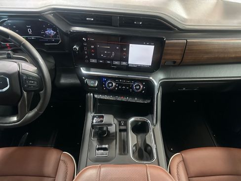 Certified 2025 GMC Sierra 1500 Denali Ultimate AWD/4WD image 22