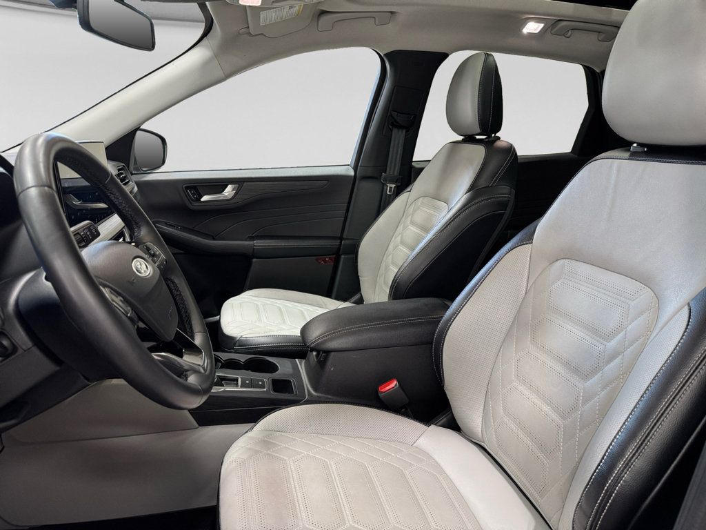Used 2024 Ford Escape SE w/ PHEV Premium Package FWD image 17