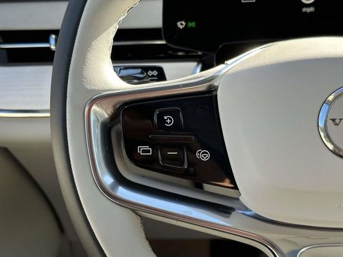 New 2025 Volvo EX90 Plus w/ Protection Package Premier image 7