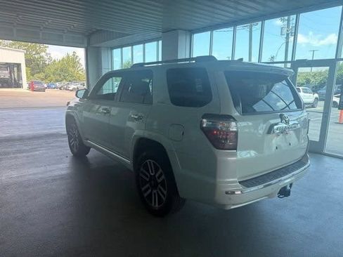 Used 2018 Toyota 4Runner Limited RWD image 9
