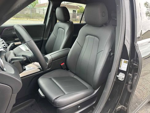 Used 2024 Mercedes-Benz GLB 250 GLB 250 image 23