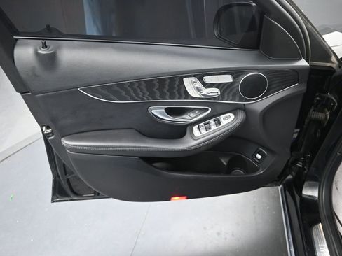 Used 2017 Mercedes-Benz C 300 4MATIC Sedan image 10