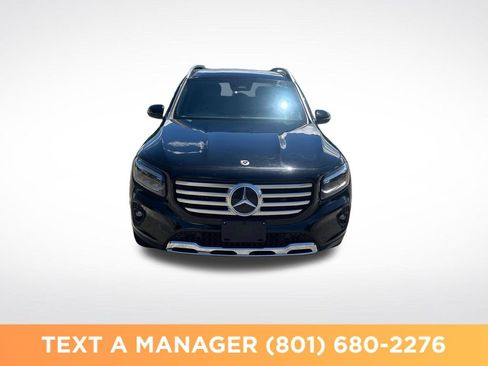 Used 2025 Mercedes-Benz GLB 250 4MATIC image 8