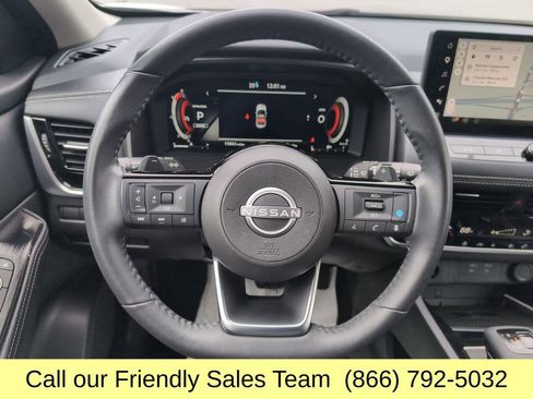 Used 2024 Nissan Rogue SL image 14