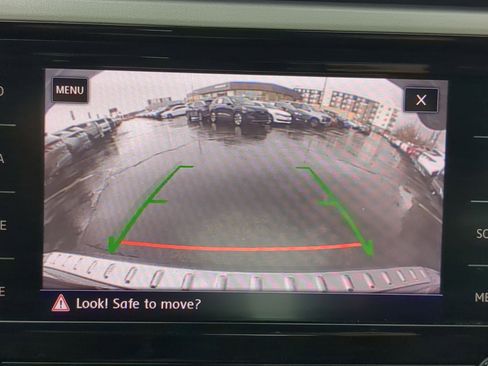 Used 2021 Volkswagen Passat 2.0T SE image 25