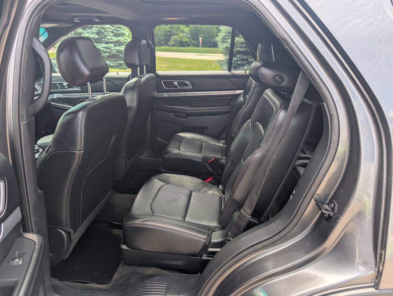Used 2017 Ford Explorer Sport w/ Equipment Group 401A AWD/4WD image 13